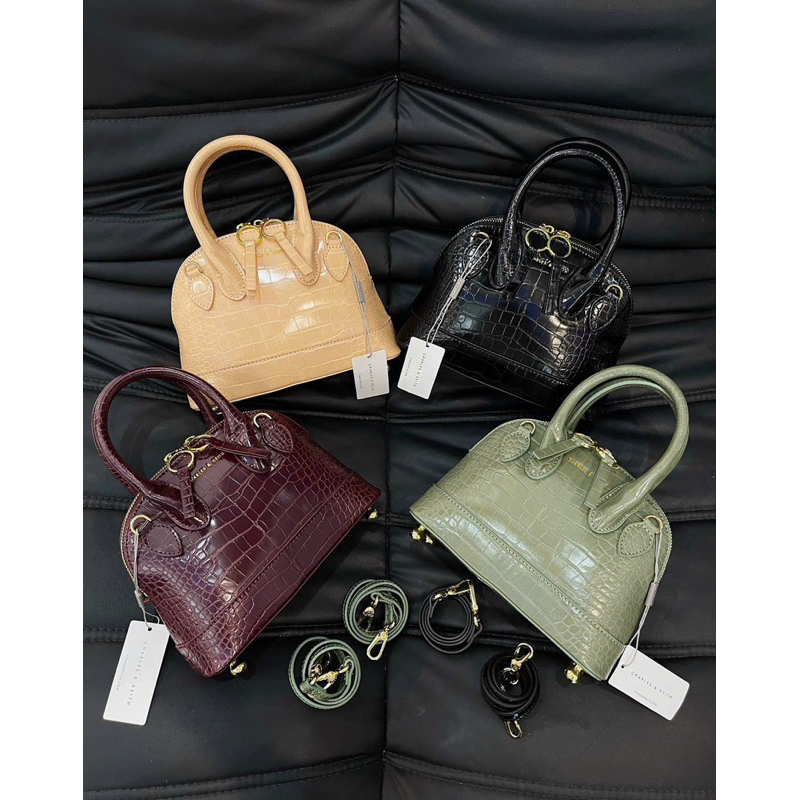 Túi charles keith dáng hến nữ