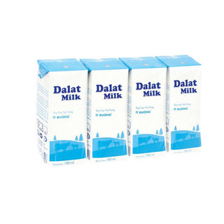 Sữa tiệt trùng Dalat Milk ít đường, lốc 4 hộp, 180ml/hộp
