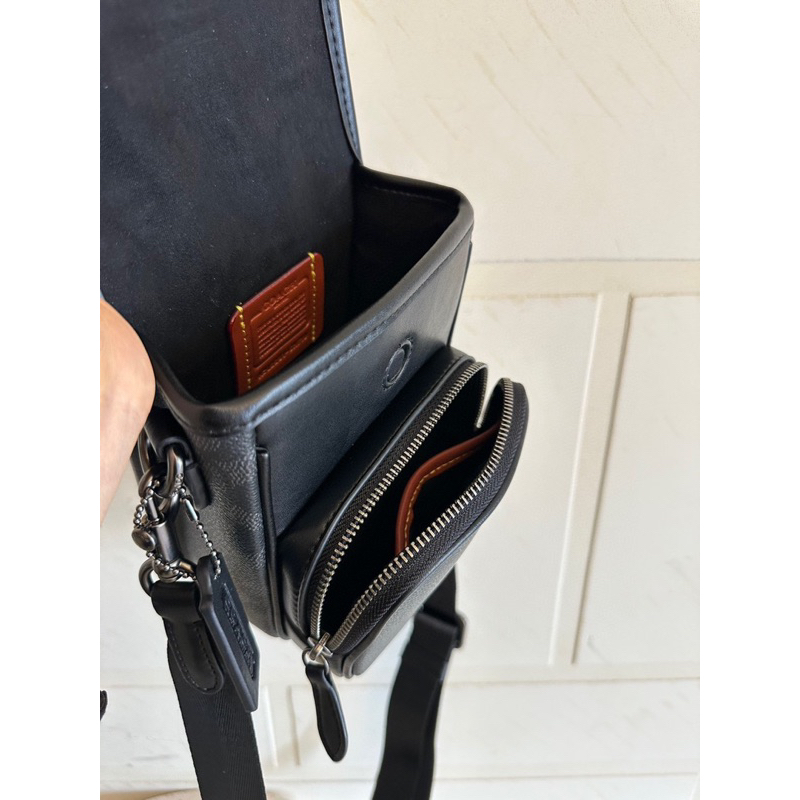 Túi coach lee crossbody đeo chéo nam