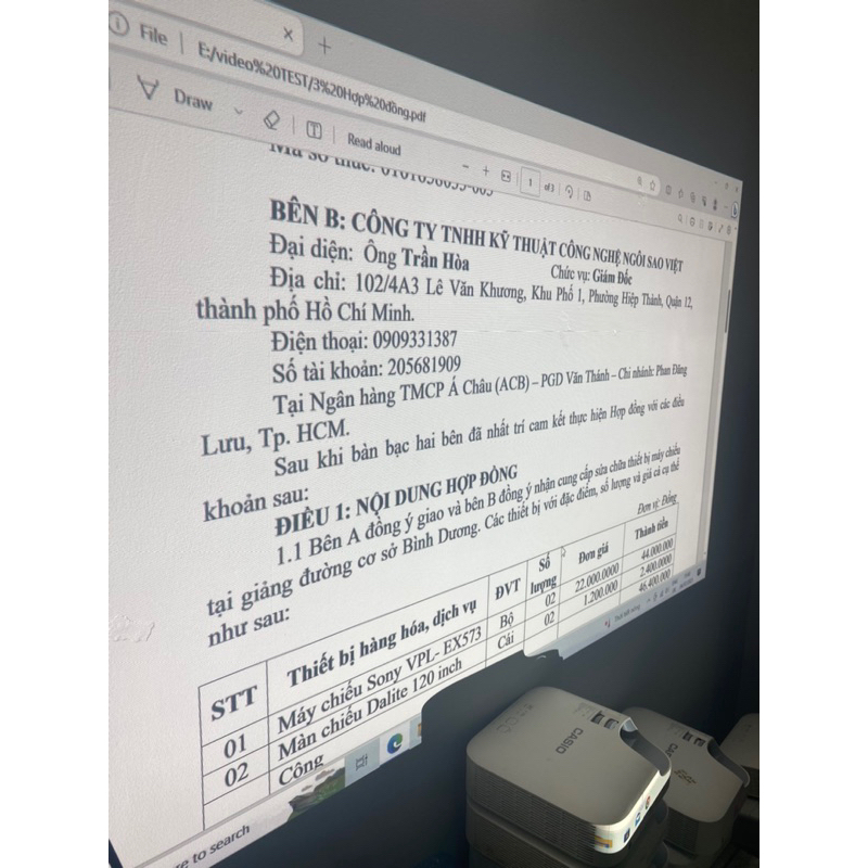 Máy chiếu gần 1 mét phóng to 100inch Canon LV-WX310ST dùng dạy học,  văn phòng,  giải trí gia đình