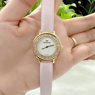 Đồng hồ nữ si nhật hiệu swarovski
