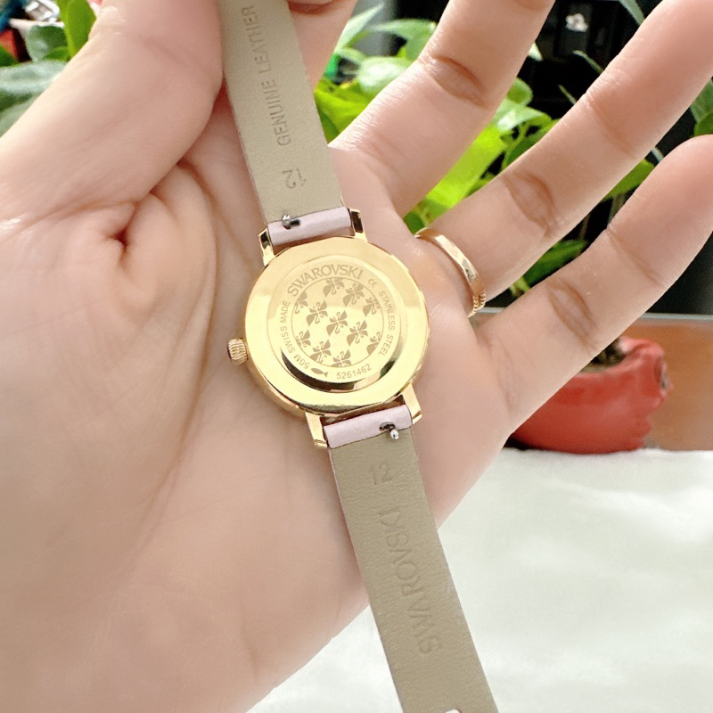Đồng hồ nữ si nhật hiệu SWAROVSKI