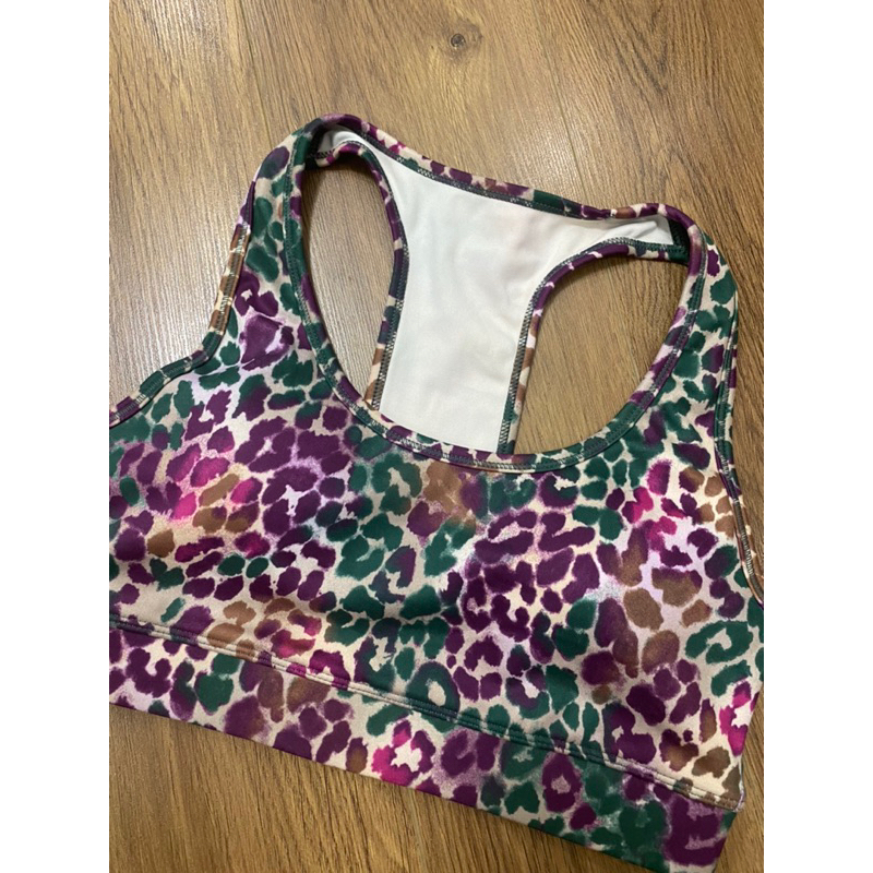 Áo Bra gap.fit họa tiết siêu đẹp