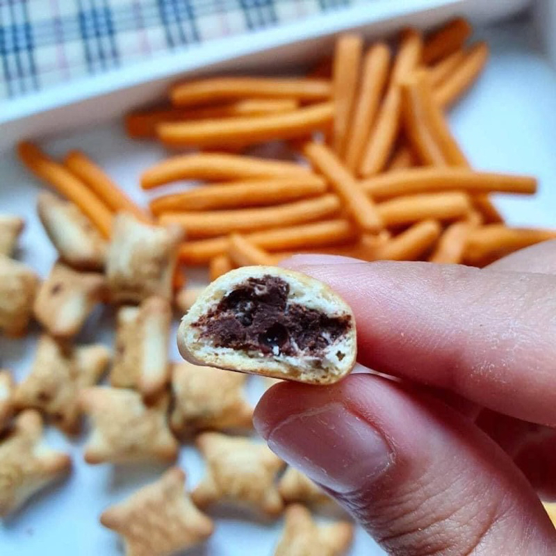 Bánh Gấu Kem Dâu Socola Thái Lan 200Gr Ăn Vặt Tiểu Muội