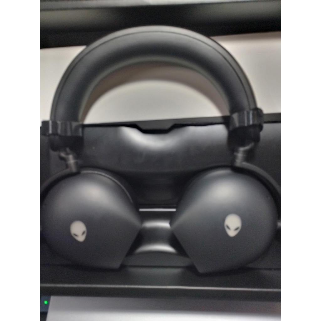 Tai nghe không dây Gaming Dell Alienware AW920H Black