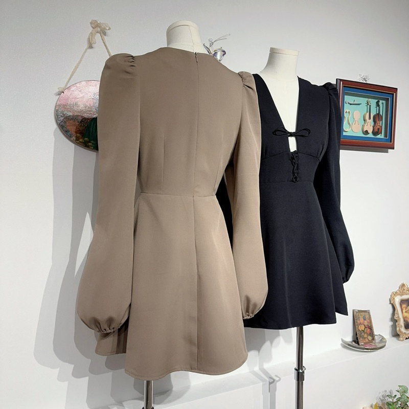 Đầm tay bồng dài dáng ngắn Vittorio Dress NGOCCLOTHING nữ  Váy xẻ ngực sâu tay dài bồng phong cách tiểu thưHOT