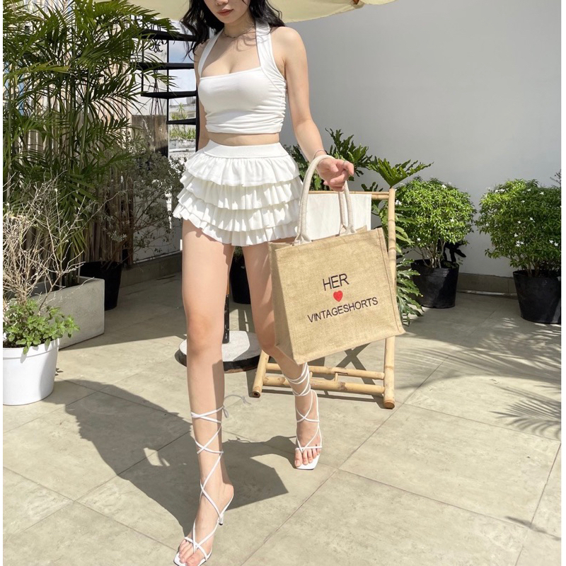 Váy quần tầng xoè "𝐋𝐀𝐔𝐑𝐀 𝐒𝐊𝐈𝐑𝐓" 𝐇𝐄𝐑.𝐕𝐈𝐍𝐓𝐀𝐆𝐄𝐒𝐇𝐎𝐑𝐓𝐒