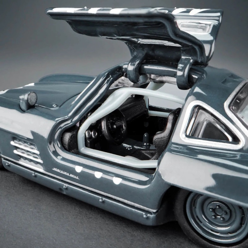 BoonShop Xe mô hình Hot Wheels Elite 64 Series Mercedes-Benz 300 SL - Graphite gray