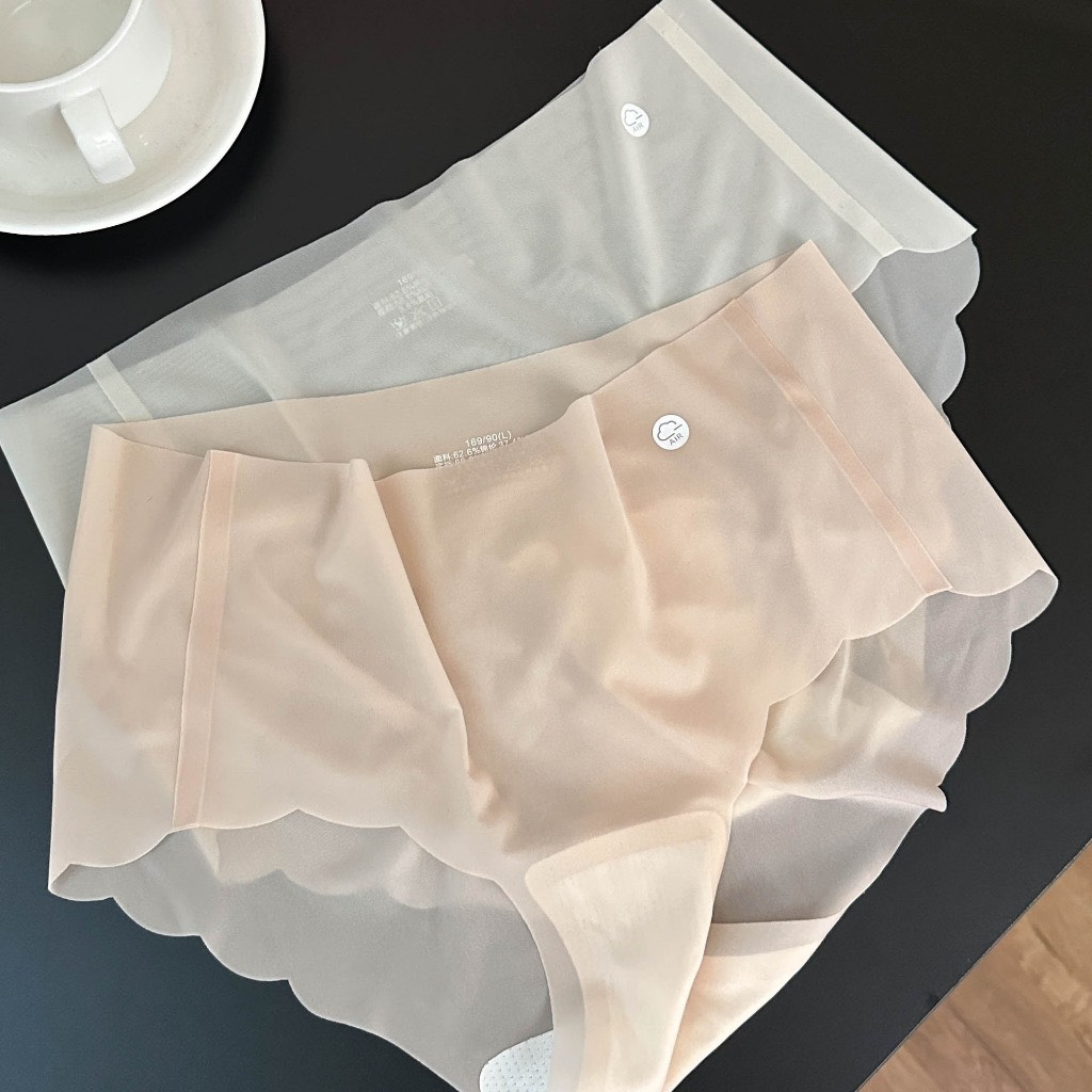 Quần Lót Nữ Đúc Su Lụa Băng Tàng Hình Kháng Khuẩn Viền Sóng Cao Cấp 765