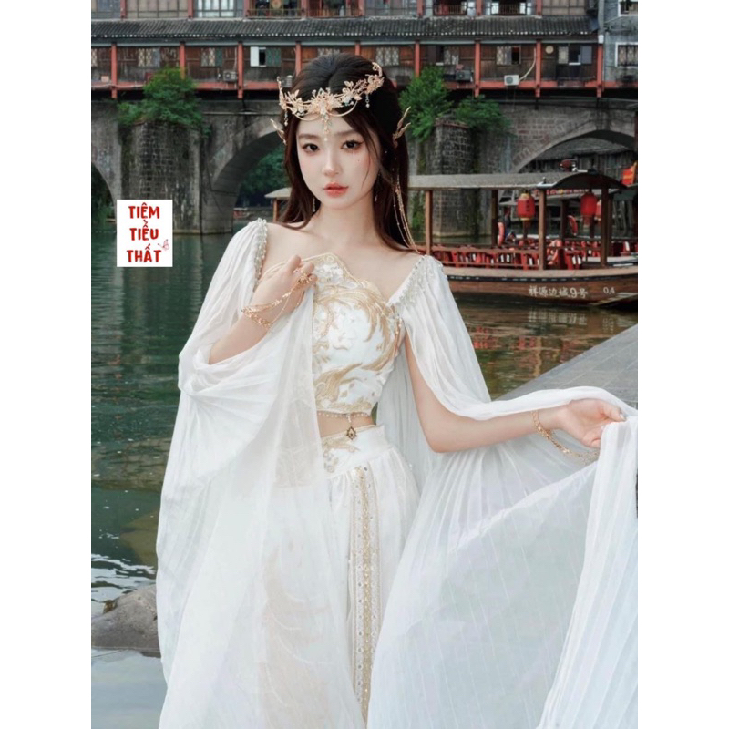 Trang phục dị vực sa mạc ba tư trắng