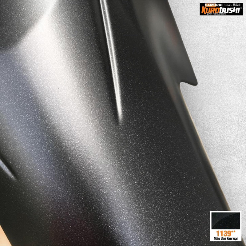 81/1139 Sơn xịt Samurai MÀU ĐEN KIM LOẠI