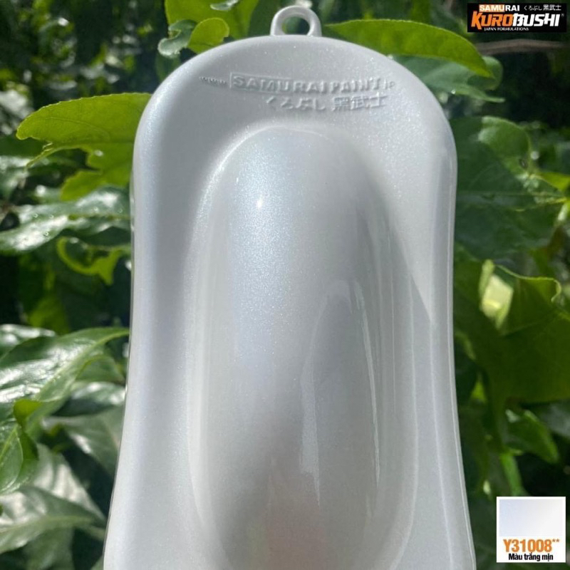 Y31008 Sơn xịt Samurai MÀU TRẮNG MỊN