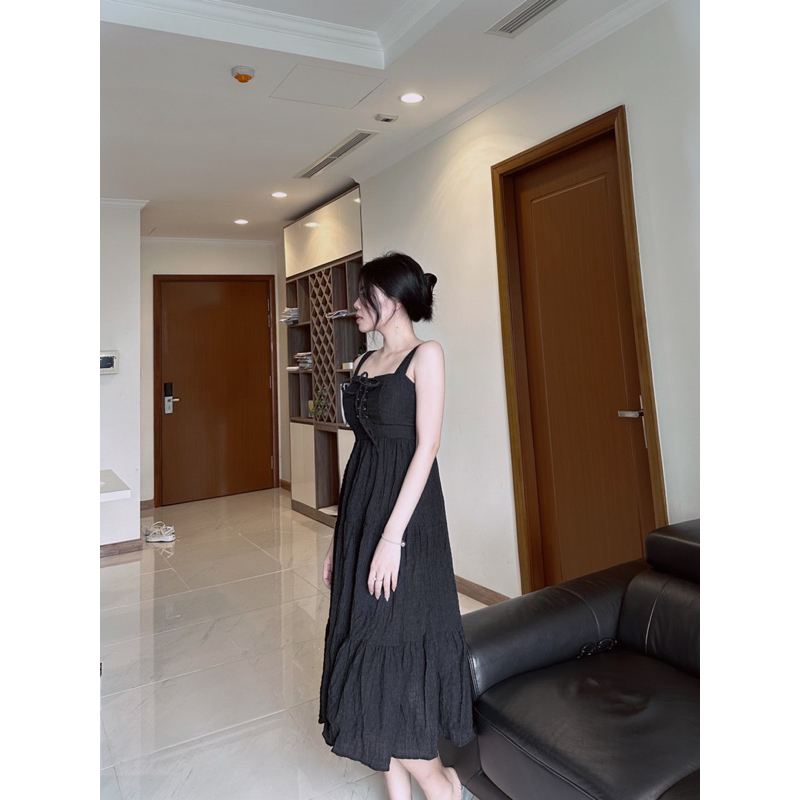 Đầm tầng hai dây đan dây ngực