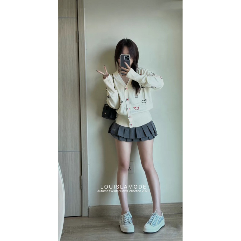 Áo Khoác Len Cardigan Kẻ Vạch Tay Thêu Hoạ Tiết QCCC