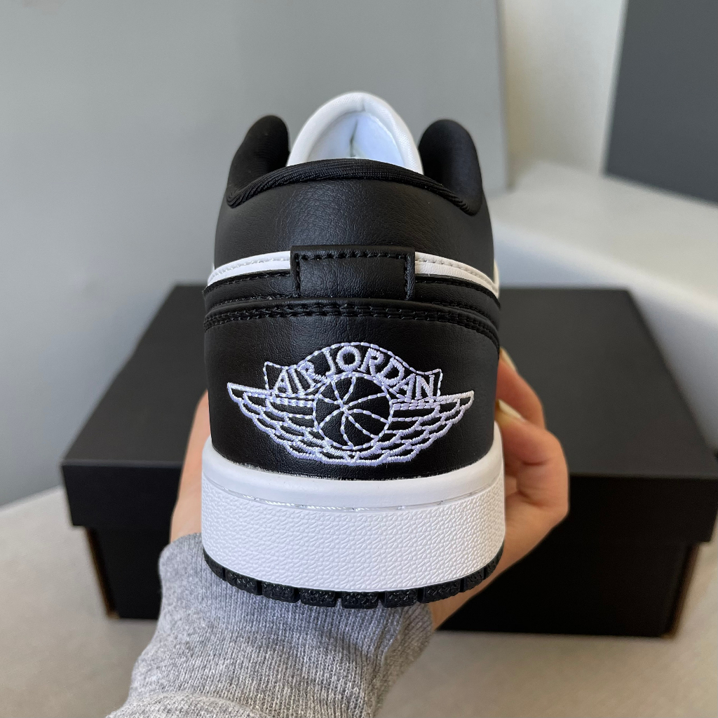 Giày_Jordan1 Low Panda da trơn Season 2023, Giày Jordan cổ thấp nam nữ màu đen trắng bản da trơn basic dễ mix đồ,LylyMeo | BigBuy360 - bigbuy360.vn