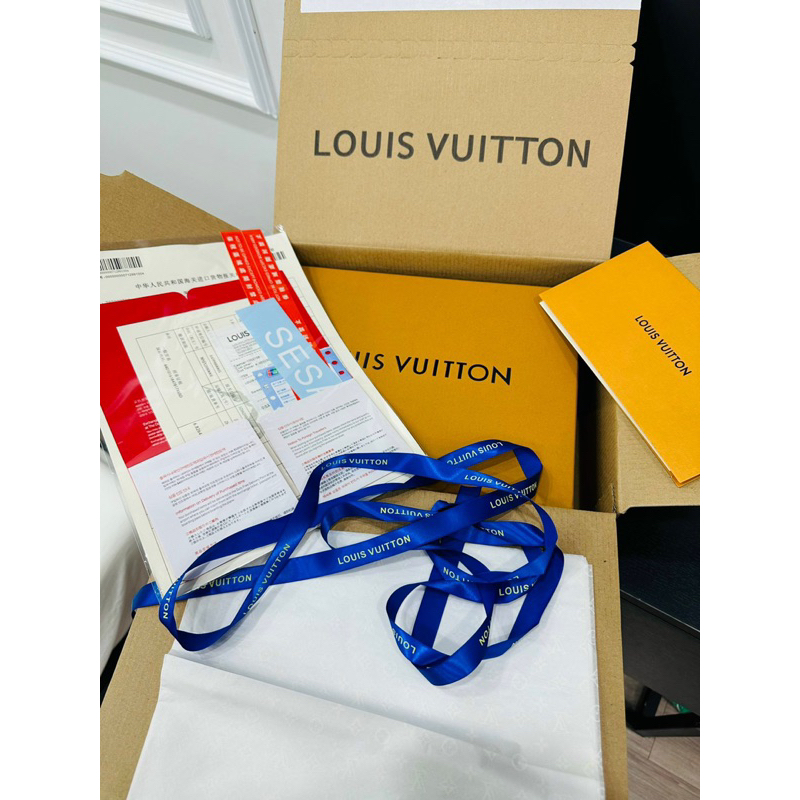 Túi Eovi Twist charm da tăm đỉnh cao full2box size 24cm tag vàng charm xinh W266-24