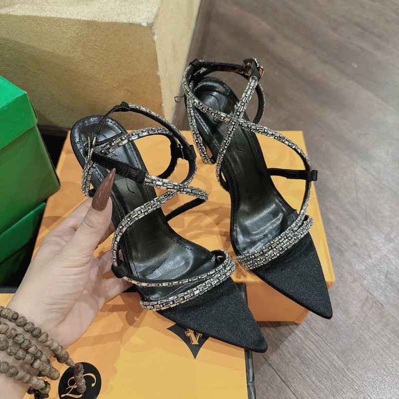 GIÀY CAO GÓT 9 PHÂN DÂY ĐÁ SANH CHẢNH