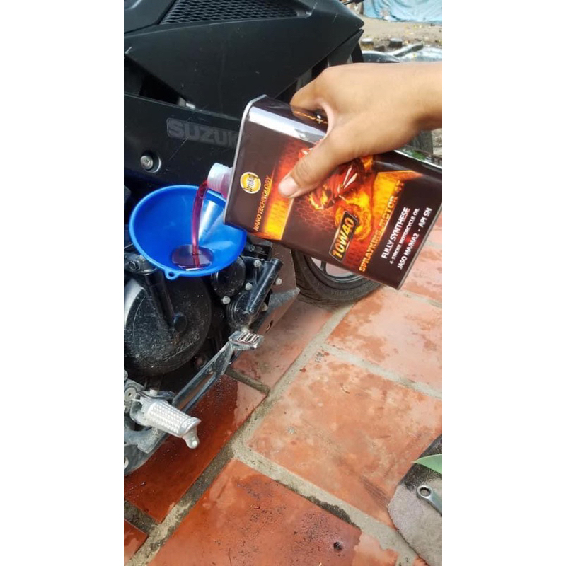 Nhớt Sprayking Moto 10w40 full tổng hợp dành cho xe máy