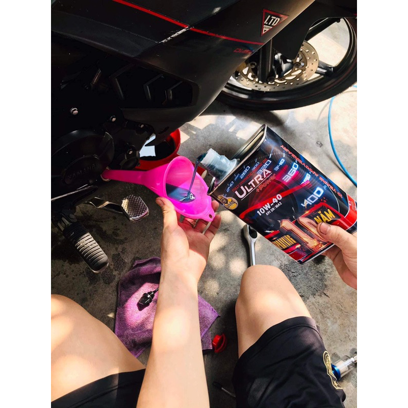 Nhớt Sprayking Ultra 10w40 1L Full tổng hợp dành cho xe máy