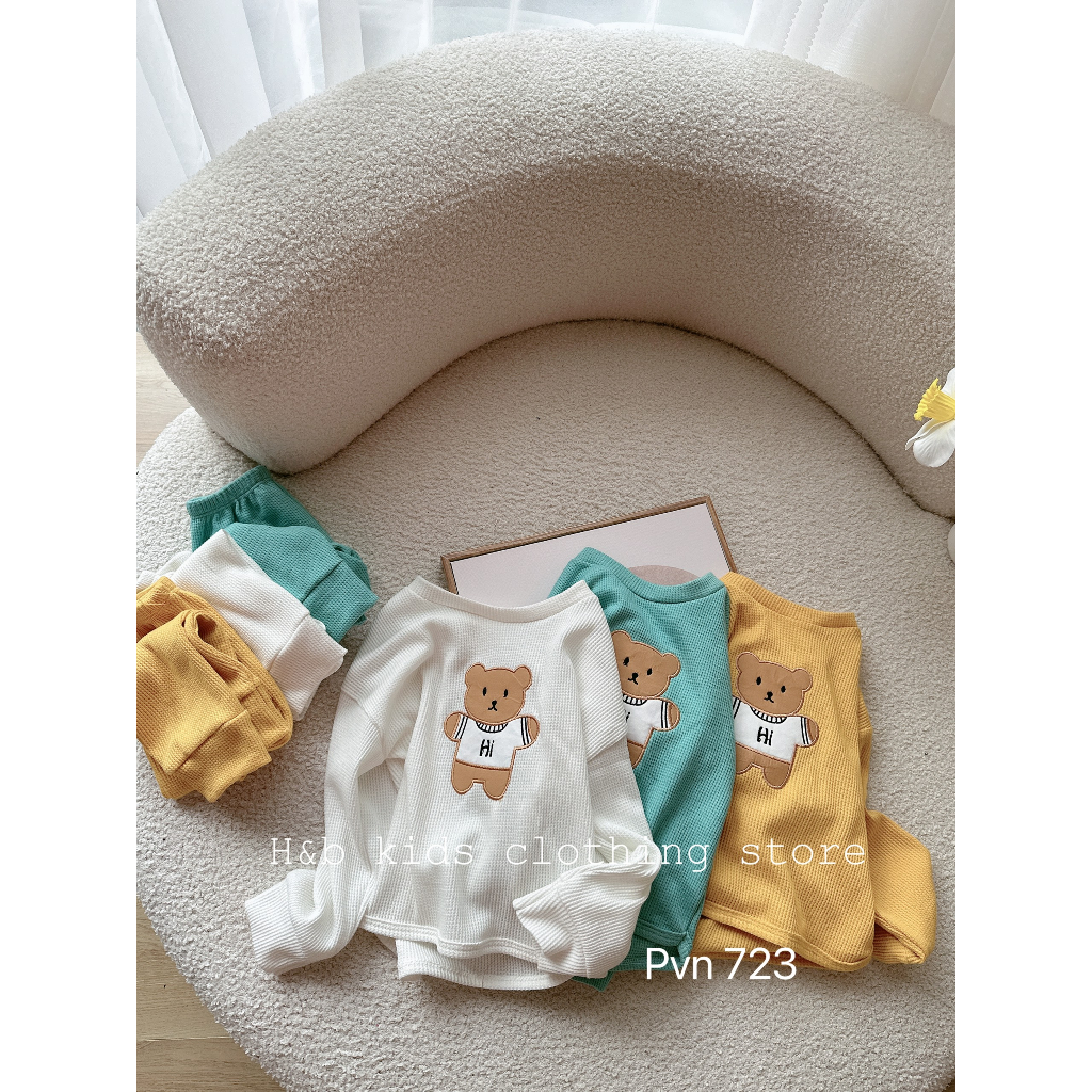 Đồ bộ thu đông trẻ em, Bộ dài tay chất tổ ong mềm mịn họa tiết Gấu thêu cho bé trai, bé gái 7-18kg Umeekids