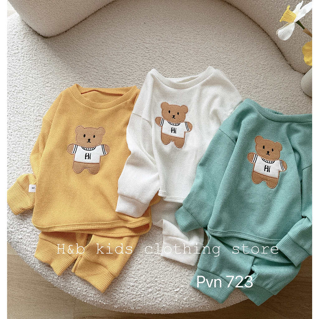 Đồ bộ thu đông trẻ em, Bộ dài tay chất tổ ong mềm mịn họa tiết Gấu thêu cho bé trai, bé gái 7-18kg Umeekids