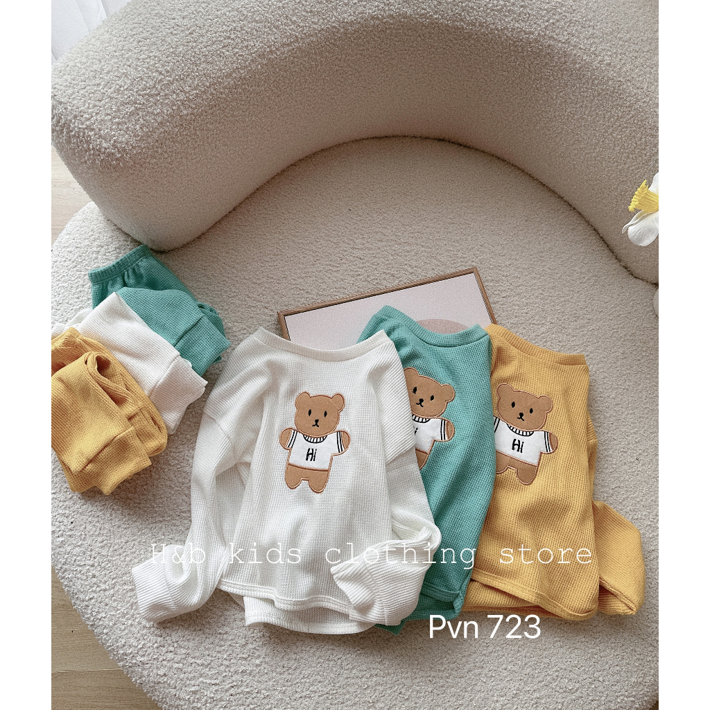 Đồ bộ thu đông trẻ em, Bộ dài tay chất tổ ong mềm mịn họa tiết Gấu thêu cho bé trai, bé gái 7-18kg Umeekids