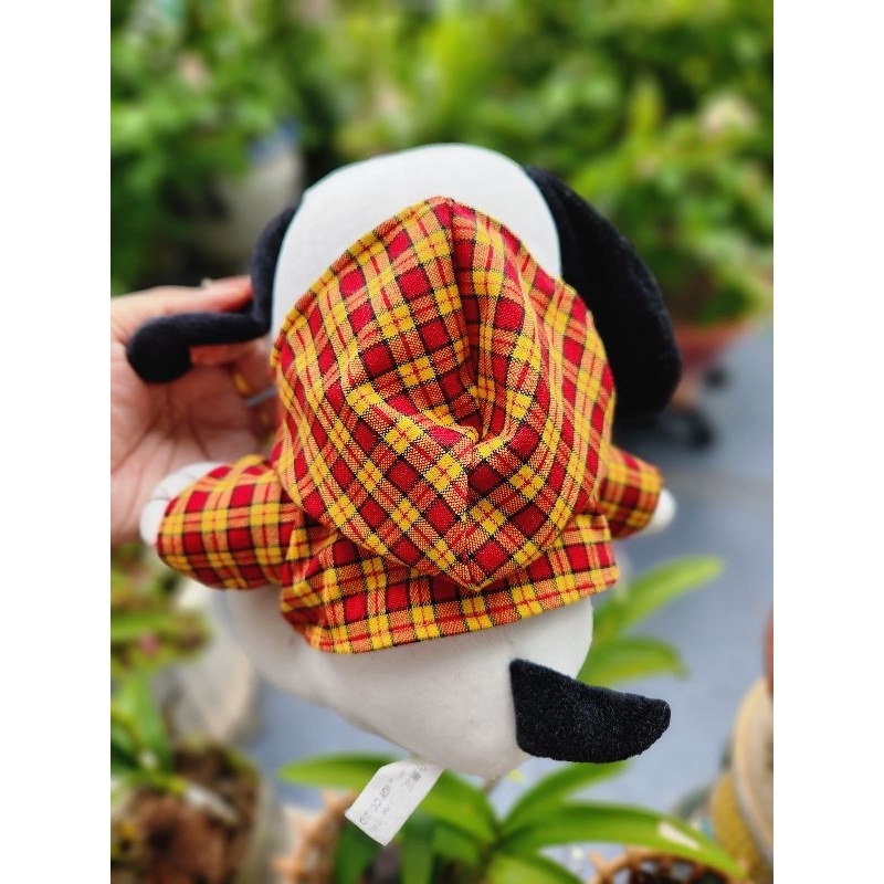 Gấu bông Snoopy mặc áo