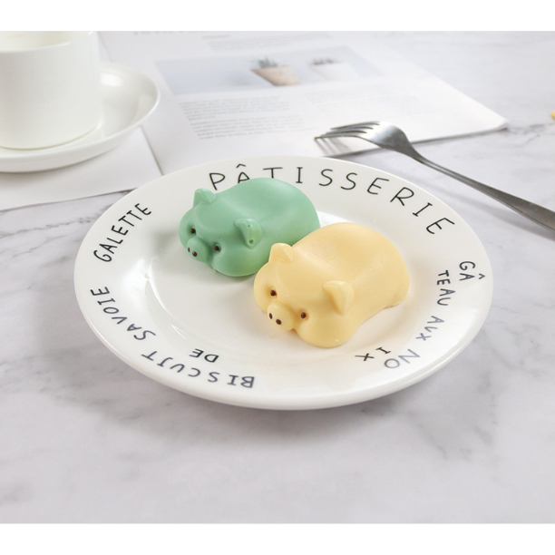 HCM-Khuôn Silicon 6 Heo Dễ Thương Làm Socola, Thạch Rau câu, Pudding, Sáp Nến CAKESHOP
