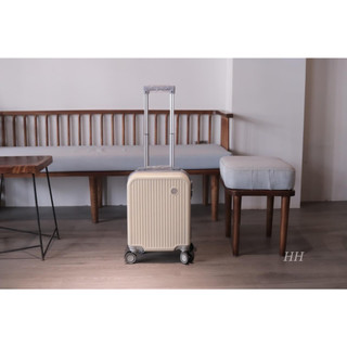 Vali nhí size 16, hàng cực chất bh 5n