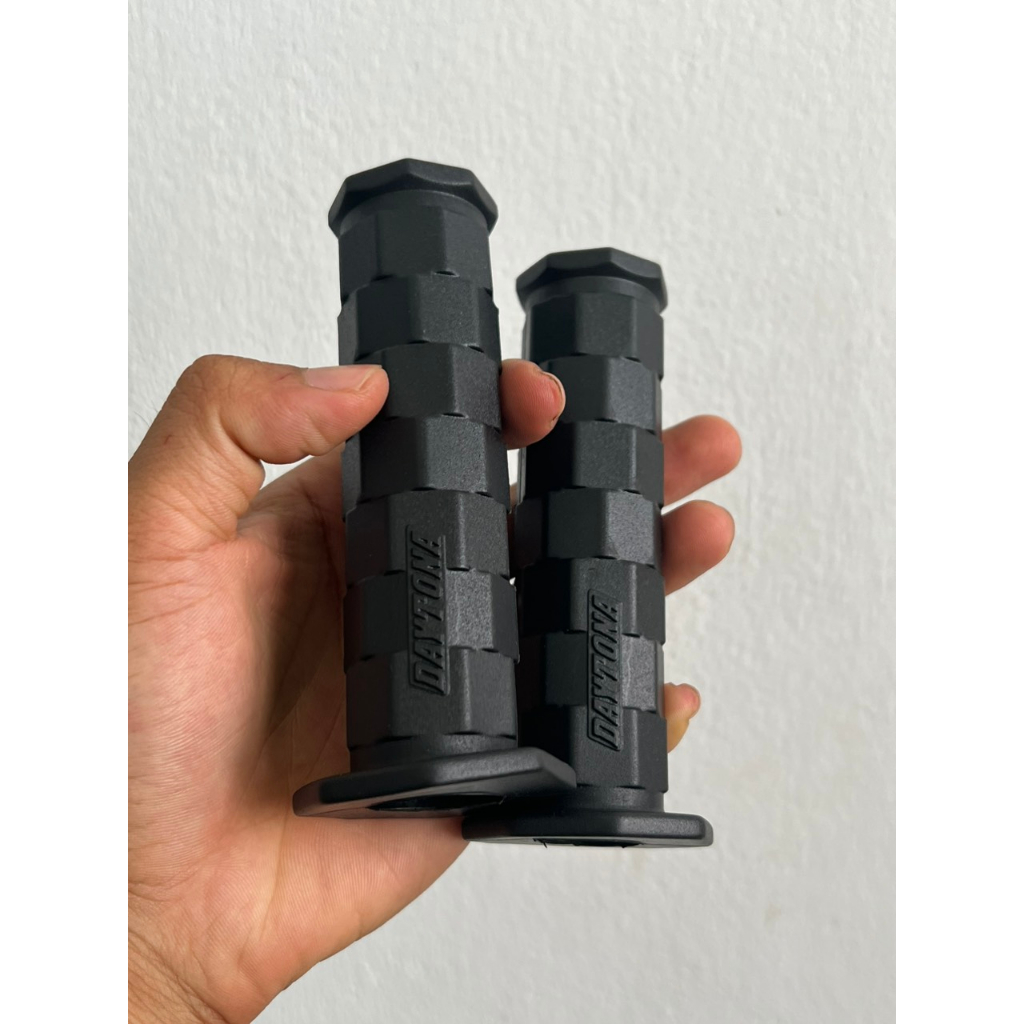 Bao tay Daytona vuông đen gắn nhiều xe máy giá tốt, hàng chất lượng