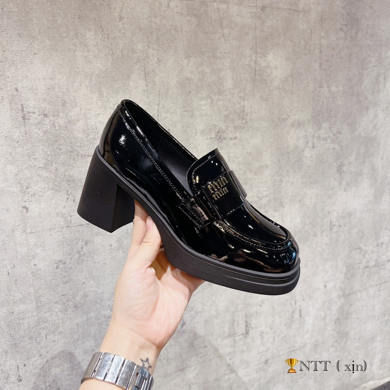 Giày đế đúc 8cm da mềm tag miumiu. Hàng quảng châu cao cấp