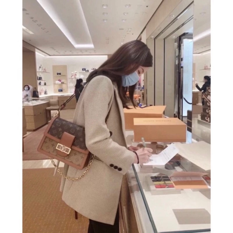 Túi xách nữ Dauphinn Size 20-25 cm bản vip hàng 2 box nam châm siêu đẹp