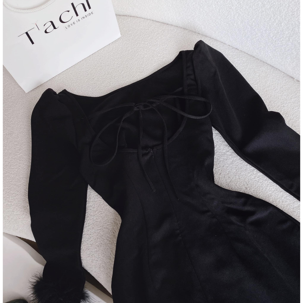 Mã 042 - Đầm đen đính đá