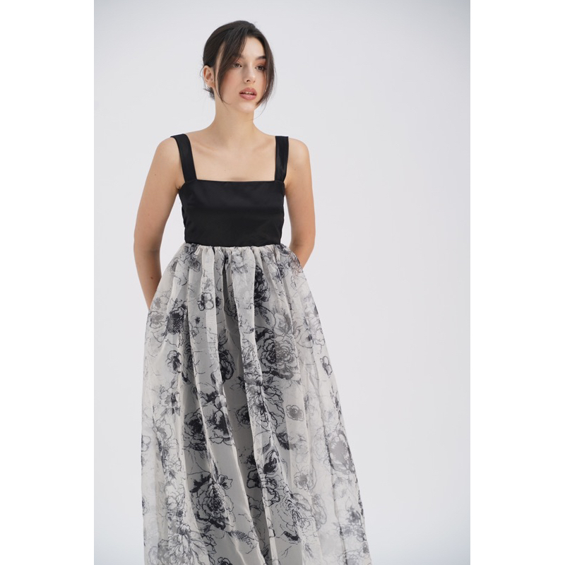 Đầm 2 dây hoa đen NIKI DRESS