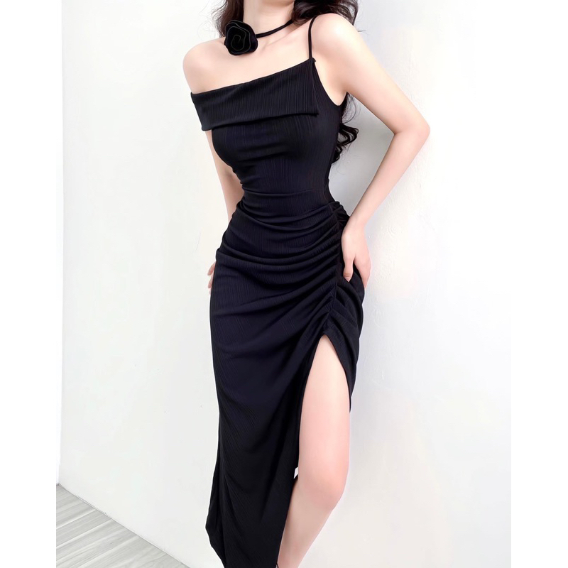 Body lệch vai nhún xẻ tà