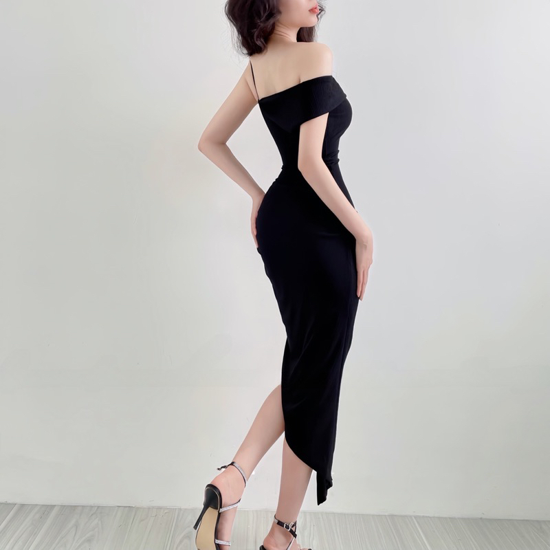 Body lệch vai nhún xẻ tà