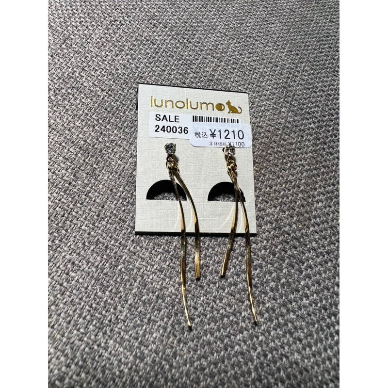 Bông tai titan lunolumo mới