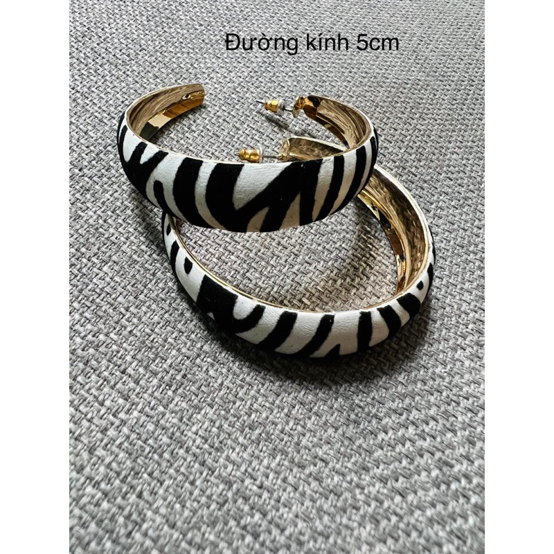 Bông tai khoen tròn kim loại