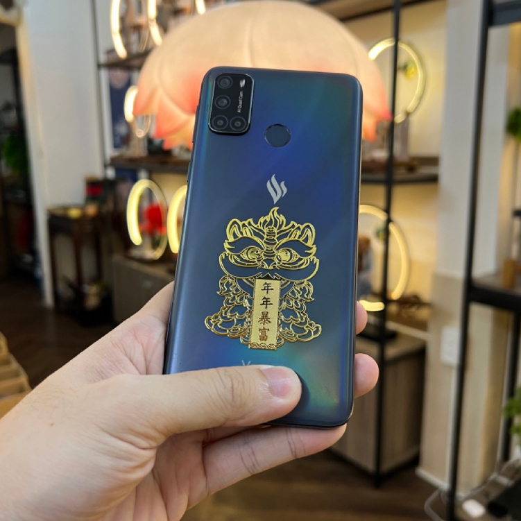 Miếng dán điện thoại bình an, may mắn, tài lộc.