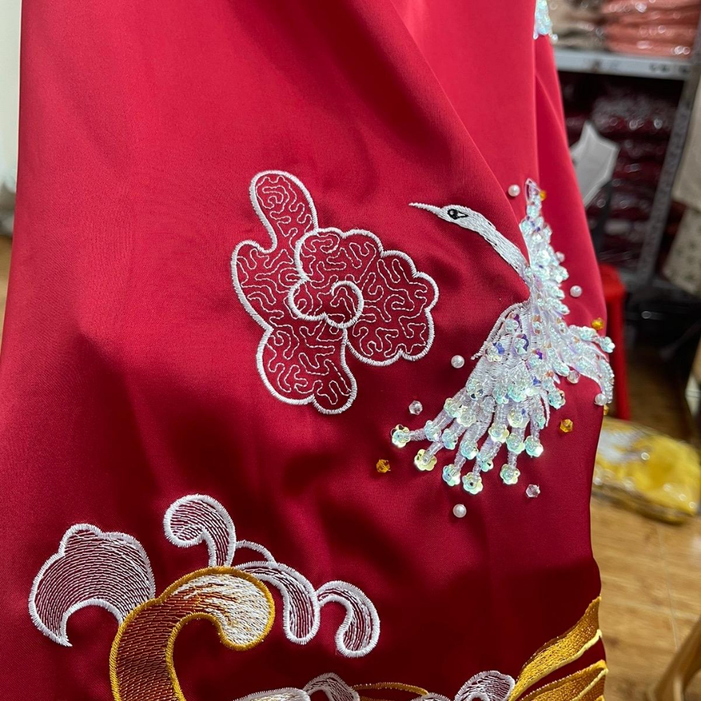 Áo Dài bà sui màu ĐỎ - áo dài mẹ trung niên lụa tô châu cao cấp, thêu lắc tay, đính thủ công cao cấp