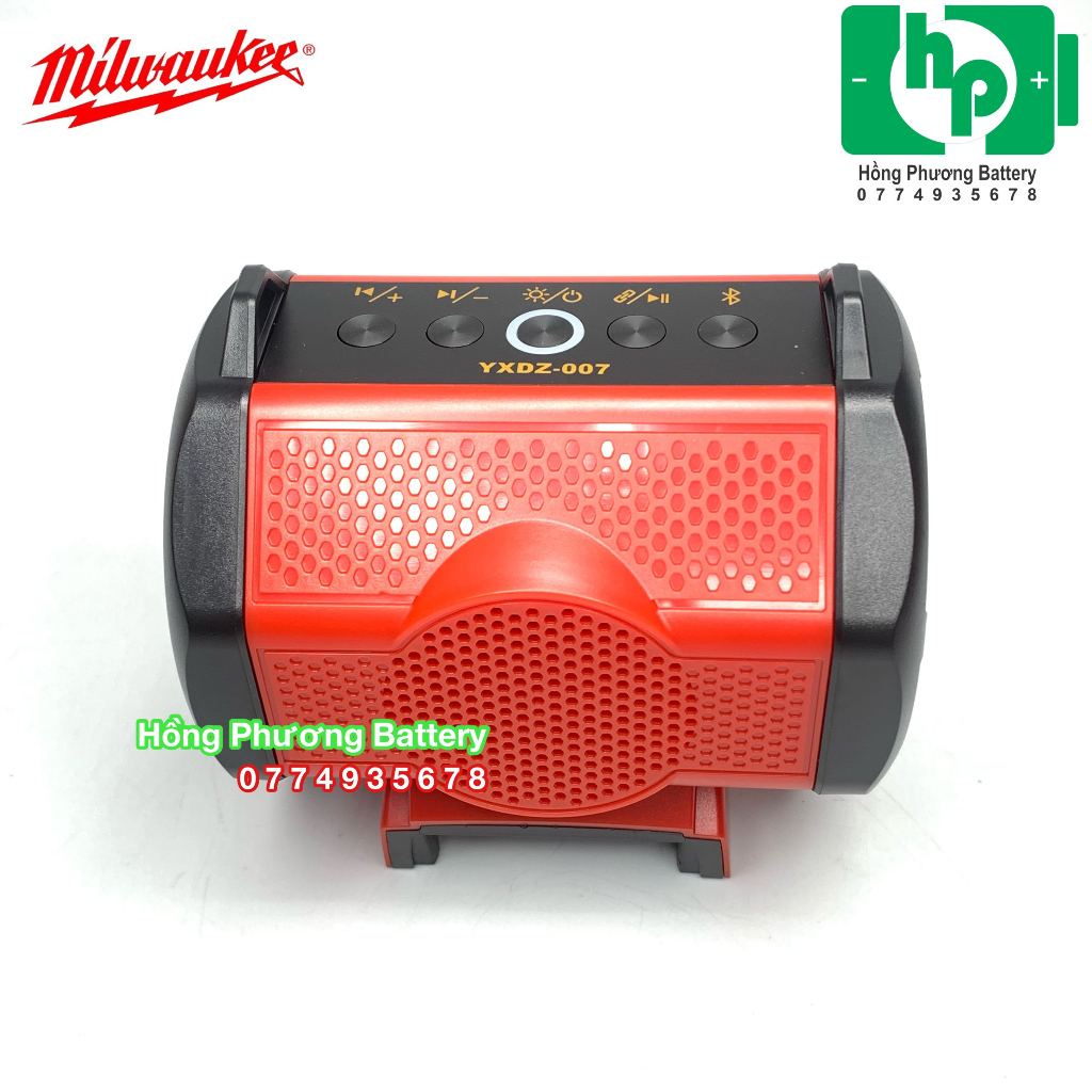 Loa bluetooth YXDZ007 chân pin MILWAUKEE màu đỏ
