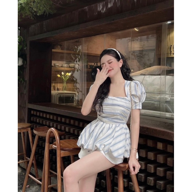 Mã 032 - Set áo peplum sọc + short trắng