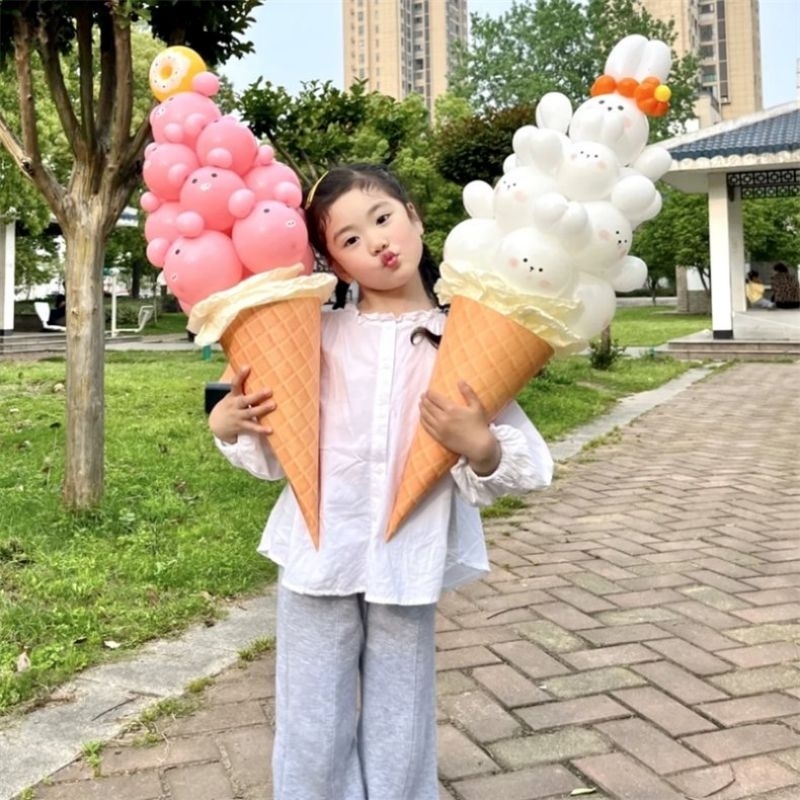 Ống Kem dùng cắm Hoa đựng Trái Cây, Quà siêu dễ thương.