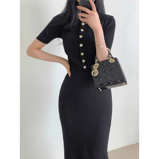 set áo chân váy len đính cúc - set đồ len