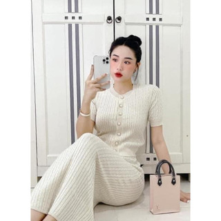 set áo chân váy len đính cúc - set đồ len