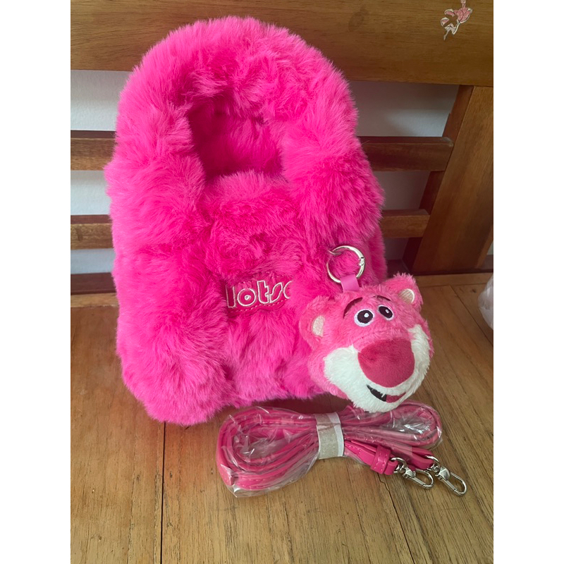 Túi Lông Đeo Chéo Disney Gấu Dâu Siêu Xinh