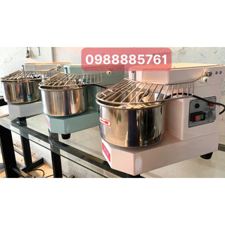 MÁY TRỘN BỘT NHỒI BỘT 8L ĐỂ BÀN HÀNG CÔNG NGHIỆP THƯƠNG HIỆU LUX TA