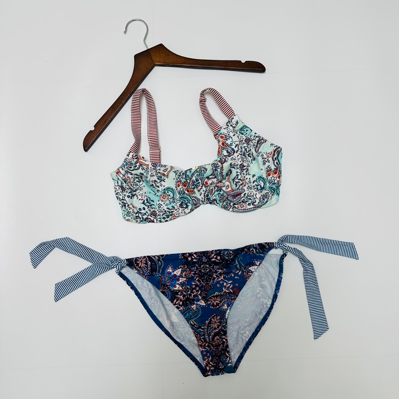 [ Size L ] Bikini 2 mảnh hoa văn đẹp hãng TRUMPH chất đẹp màu chuẩn sắc nét, hàng xuất dư xịn