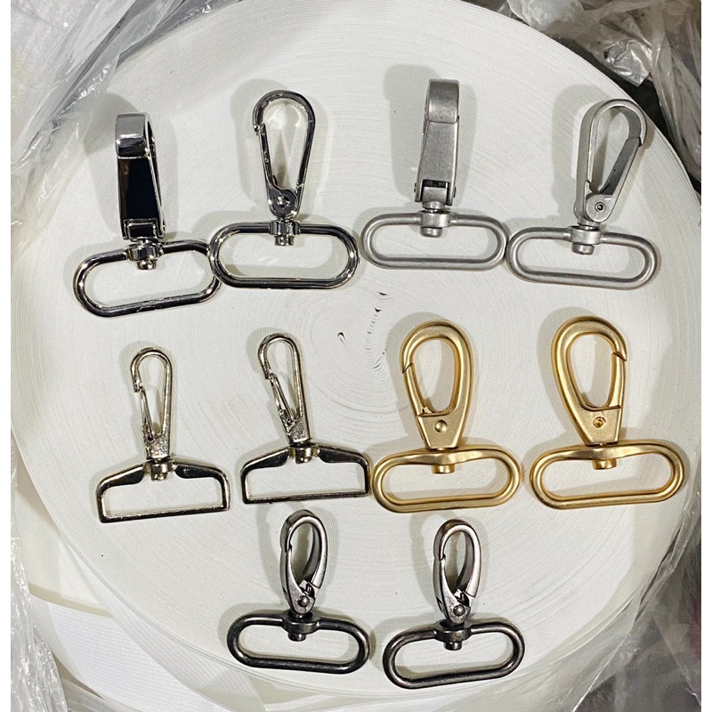 Móc khoá 4cm giá từ 3,5k/ cái