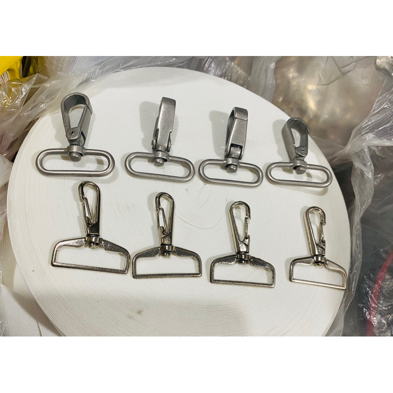 Móc khoá 4cm giá từ 3,5k/ cái